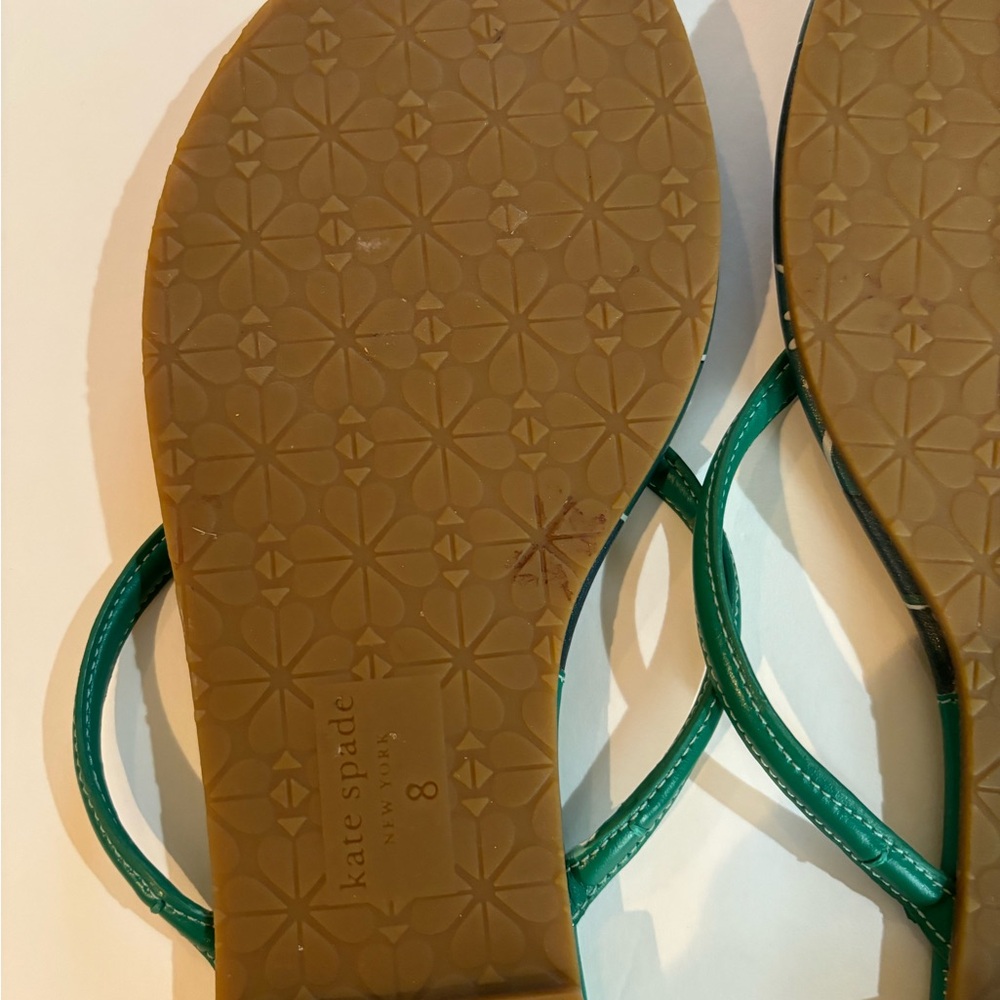 KATE SPADE Sz 8 Green Sandals with Tropical Design - Picture 6 of 10